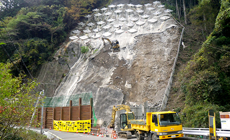 セーフティークライマー工法施工状況