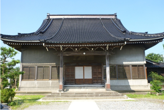 写真6 糸魚川市新鉄一丁目の常誓寺(2012年井上撮影)